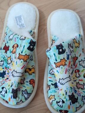Dog And Cat Slippers!